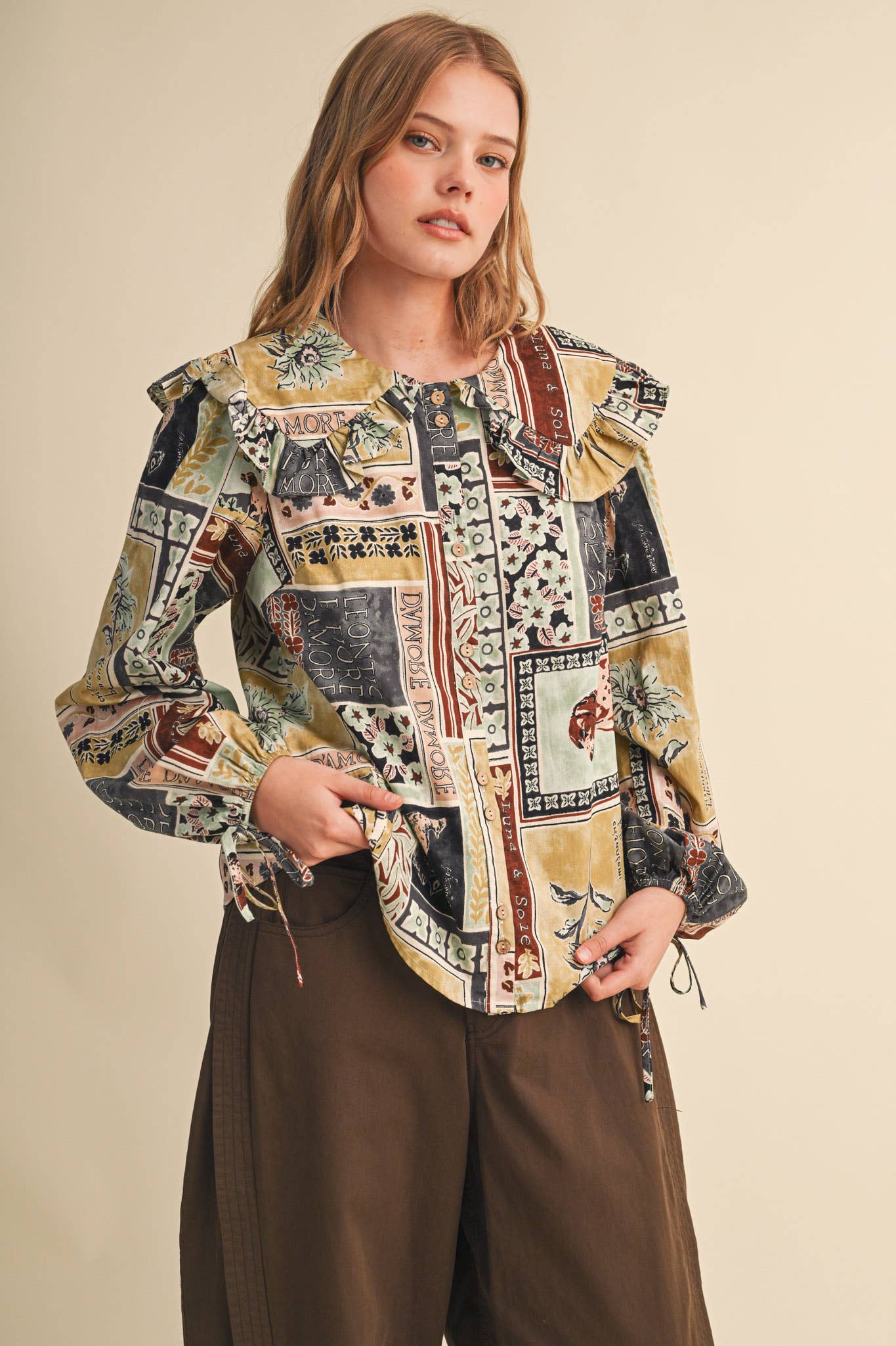 PATCHWORK PRINT DOLL COLLAR BUTTON UP TOP