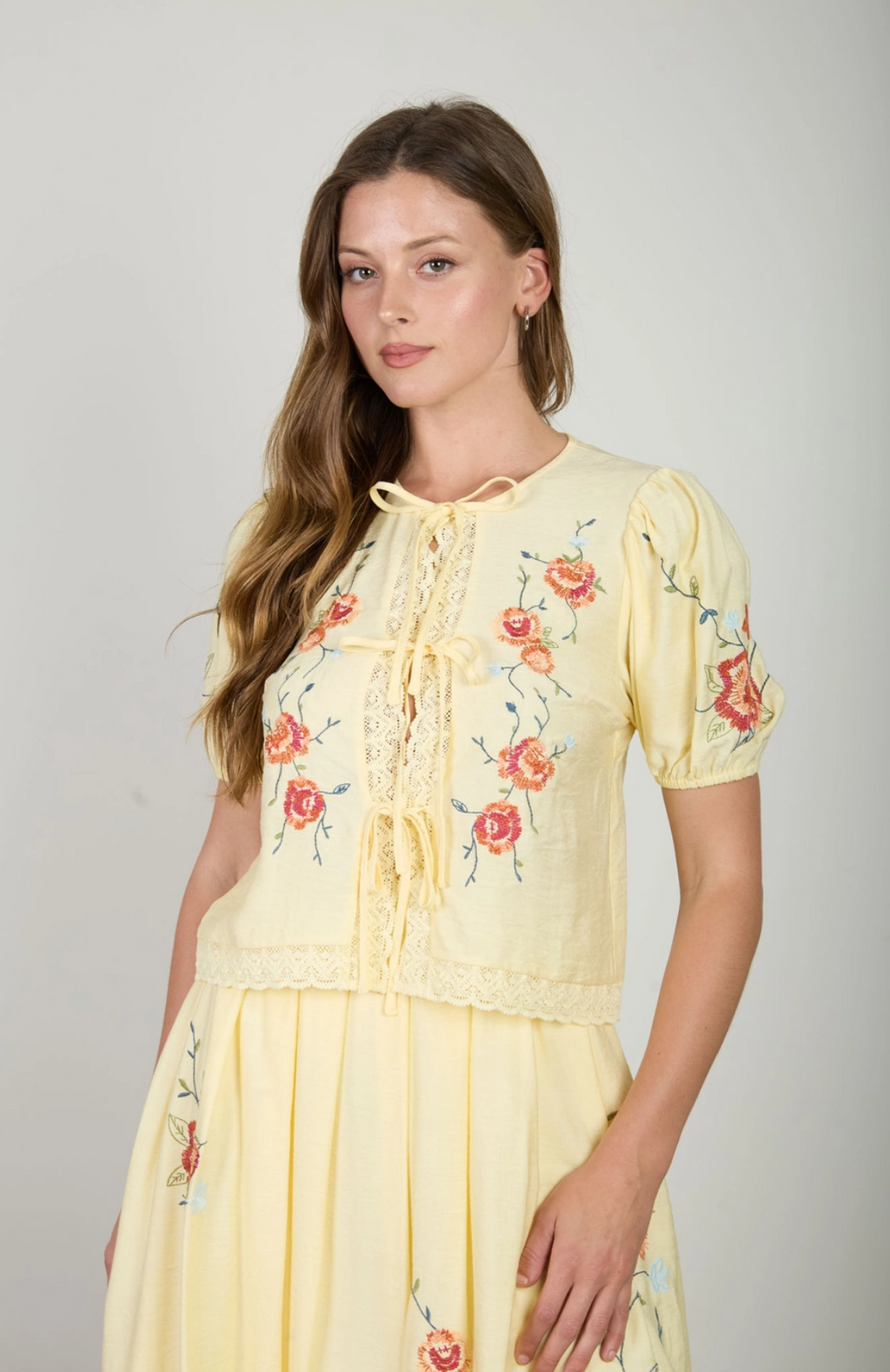 Buttercup Bloom Embroidered Set