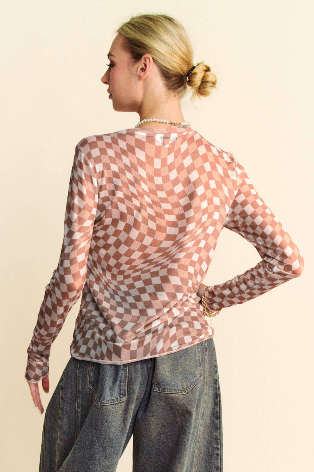 Checkerboard Mesh Layering Top