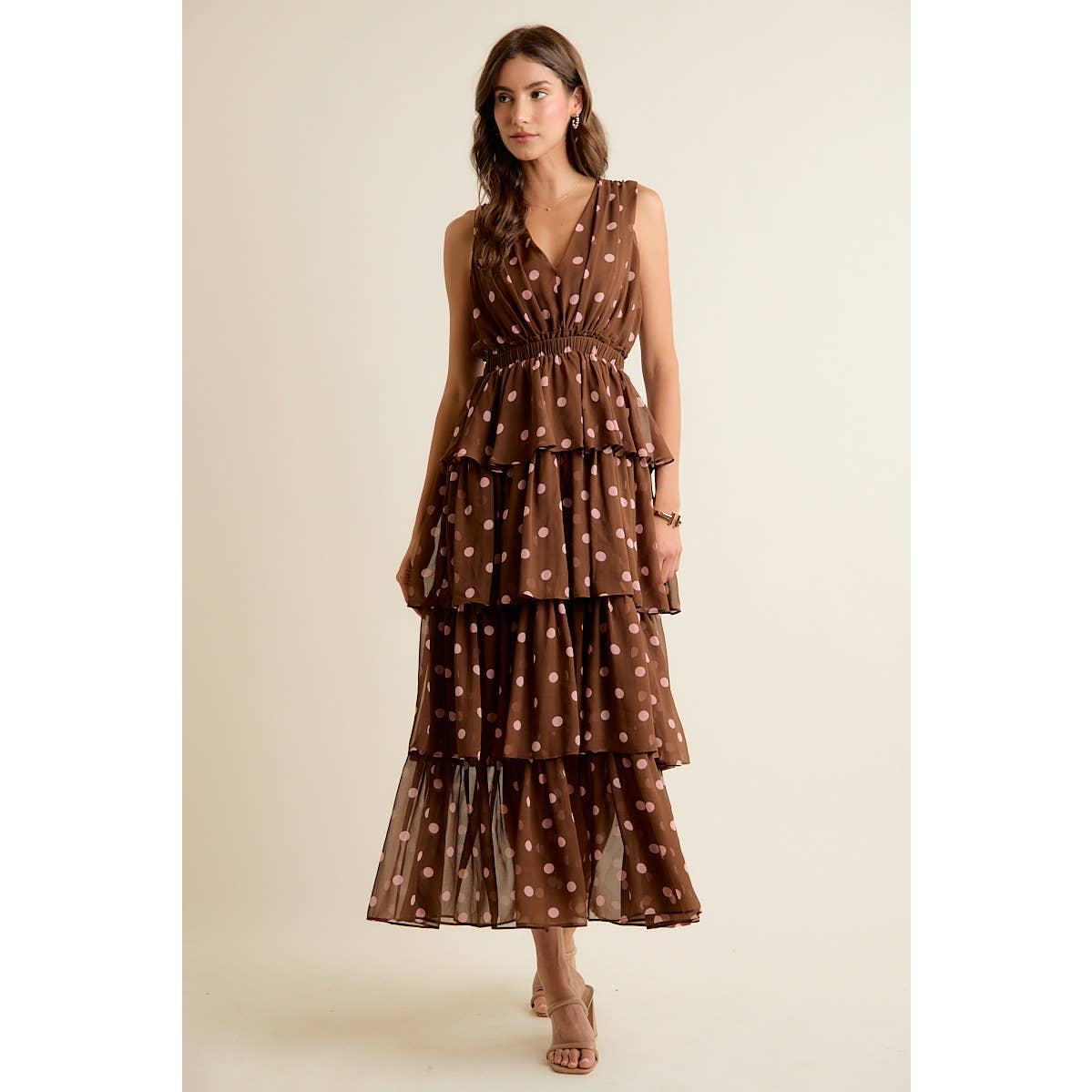 POLKA DOT CHIFFON TIERED MAXI LINED SLEEVELESS DRESS: BROWN/PINK / S