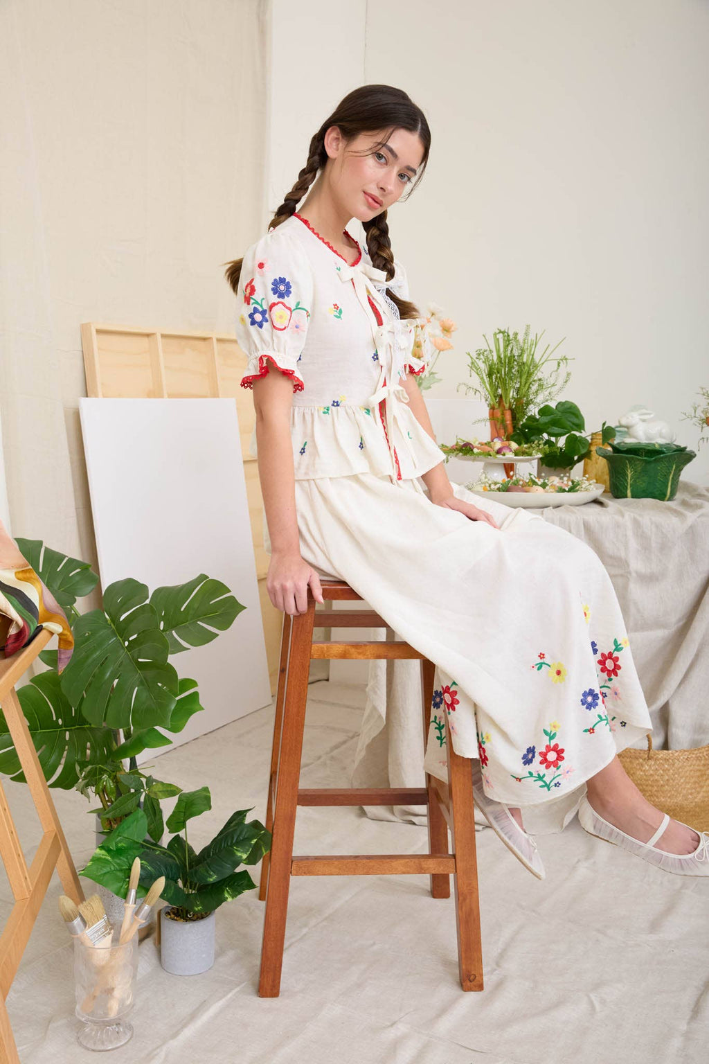 Flower Market Embroidered Set
