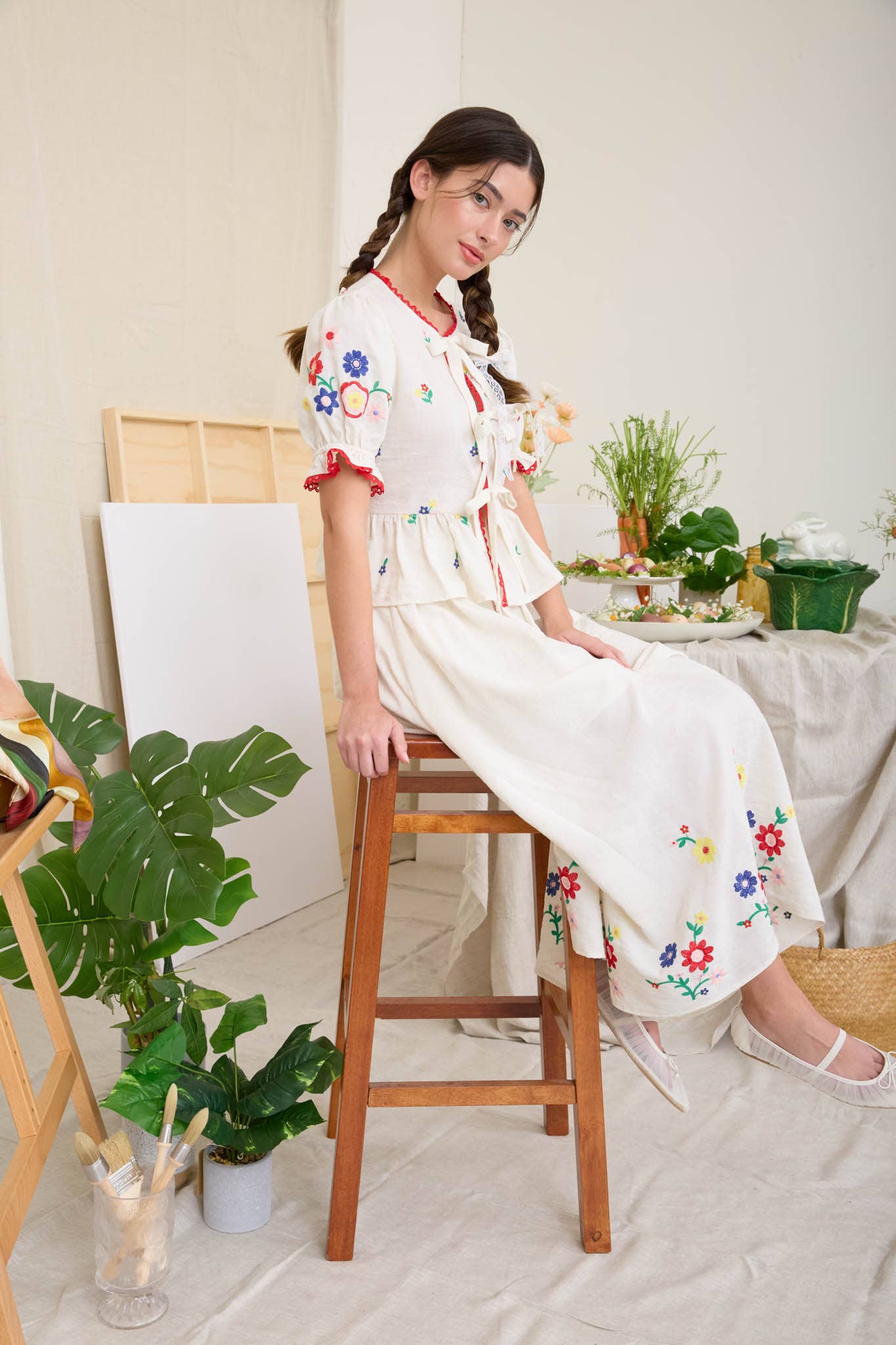 Flower Market Embroidered Set