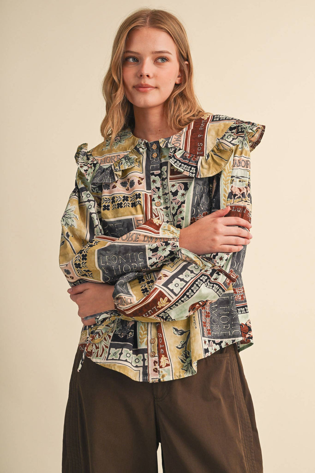 PATCHWORK PRINT DOLL COLLAR BUTTON UP TOP