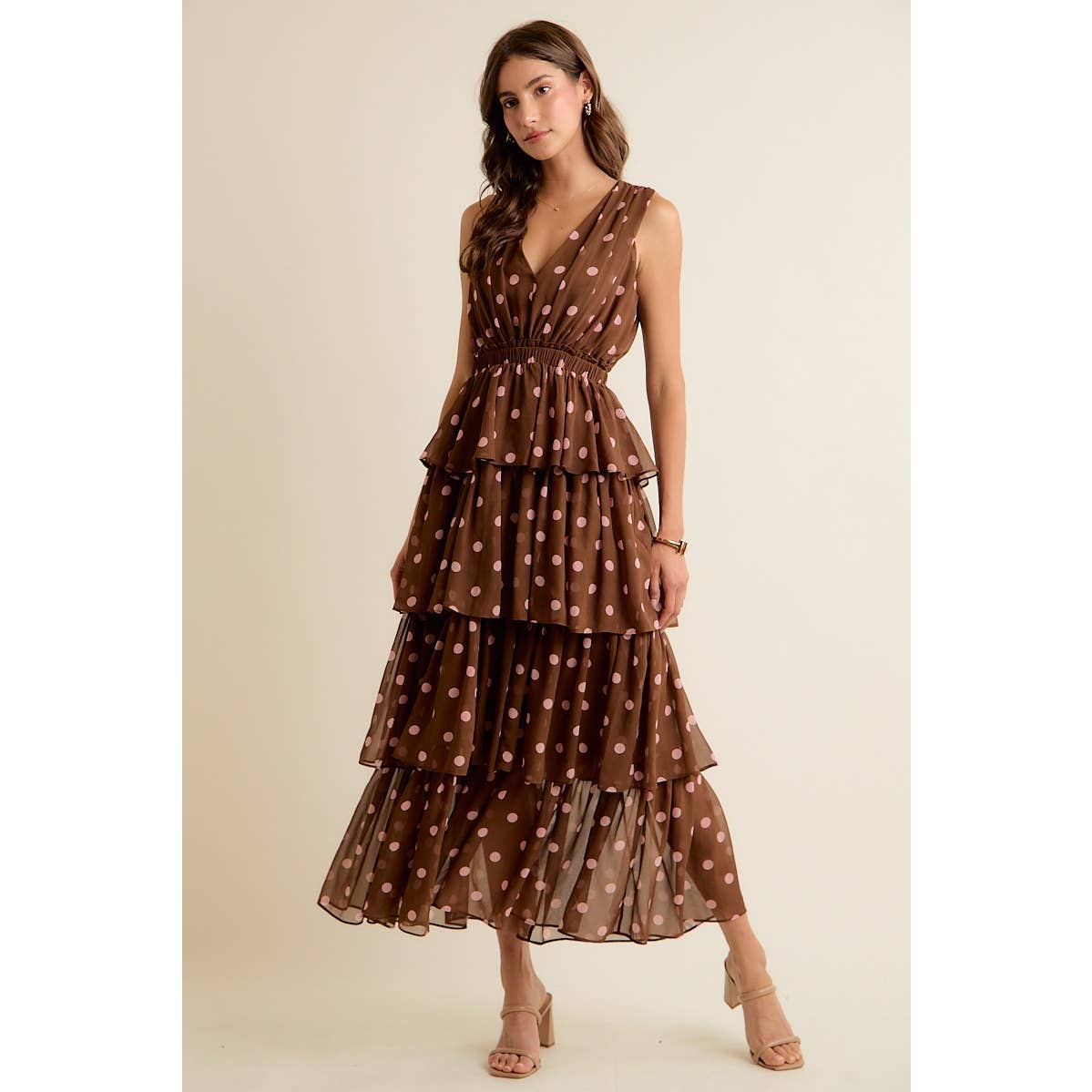 POLKA DOT CHIFFON TIERED MAXI LINED SLEEVELESS DRESS: BROWN/PINK / S